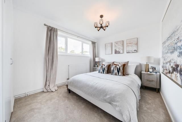 Property photo 3 of 11 Bedroom