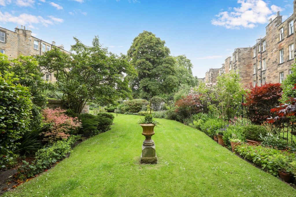 Additional image 22 of 4 bed flat for sale3 2F1 Merchiston Cresent, Merchiston, Edinburgh EH10