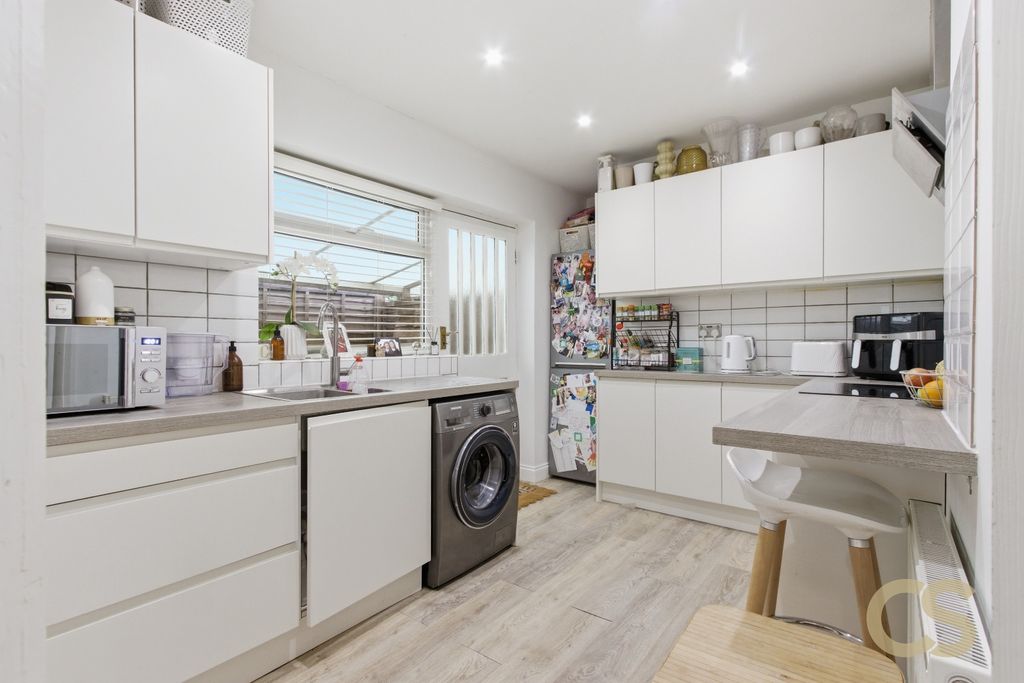 Property photo 3 of 19 5097435