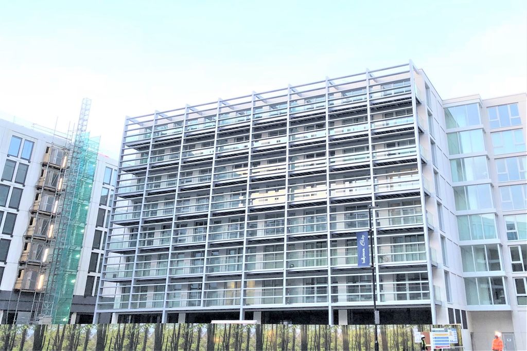 Property photo 1 of 7 (Main)