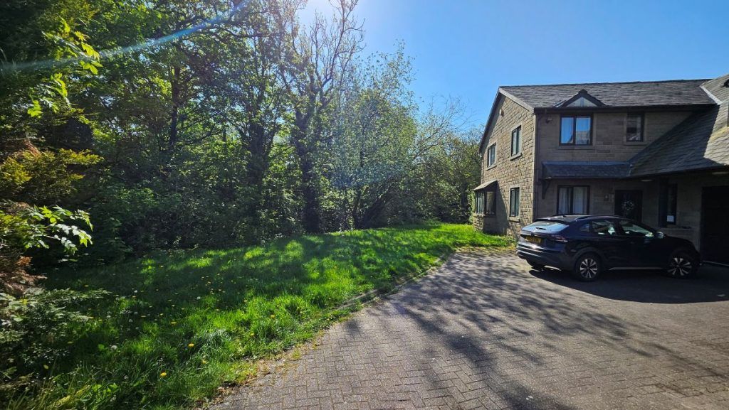 Property photo 3 of 42 1B