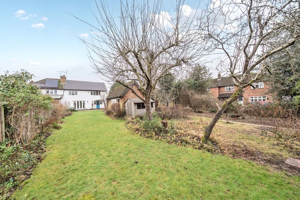 Property photo 2 of 11 2