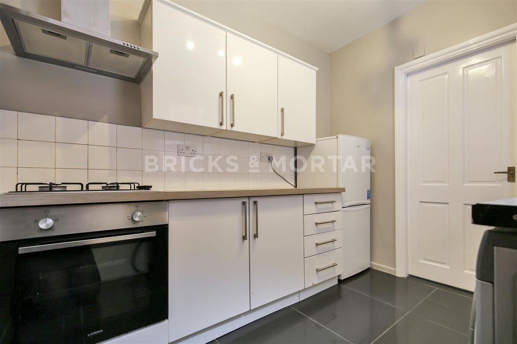 Property photo 2 of 8 Img_1449.Jpg