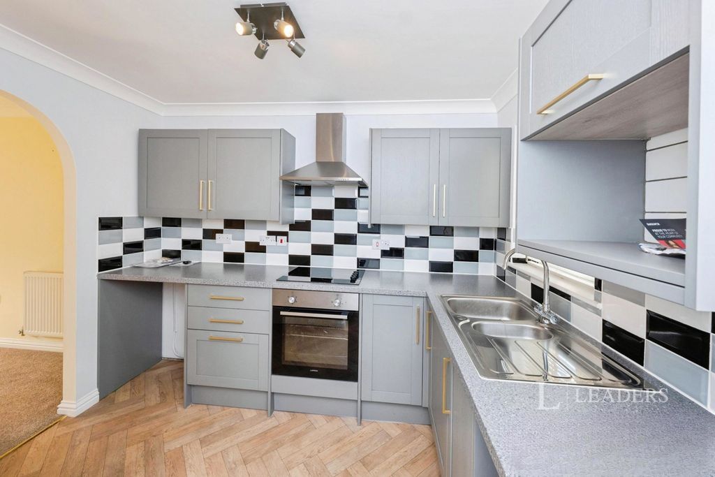 Property photo 1 of 10 Pbox-Img.Jpg