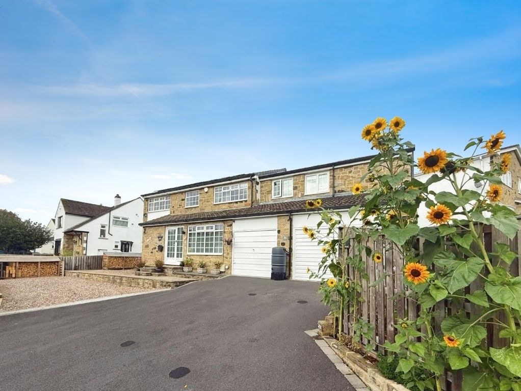 Property photo 1 of 31 Pbox-Front_Of_House-346064.Jpg