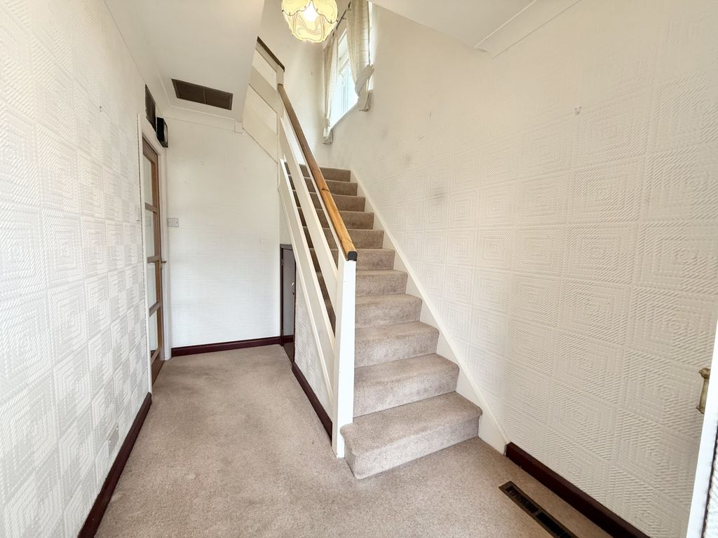 Property photo 2 of 20 Img_2085
