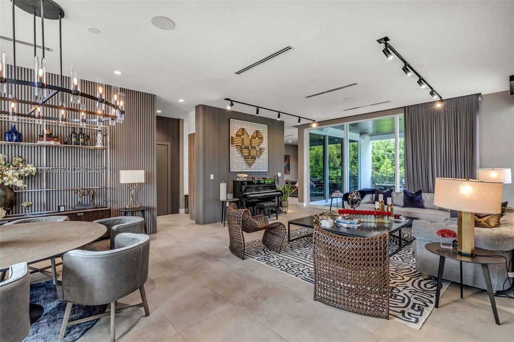 Property photo 2 of 45 <Alttext/>