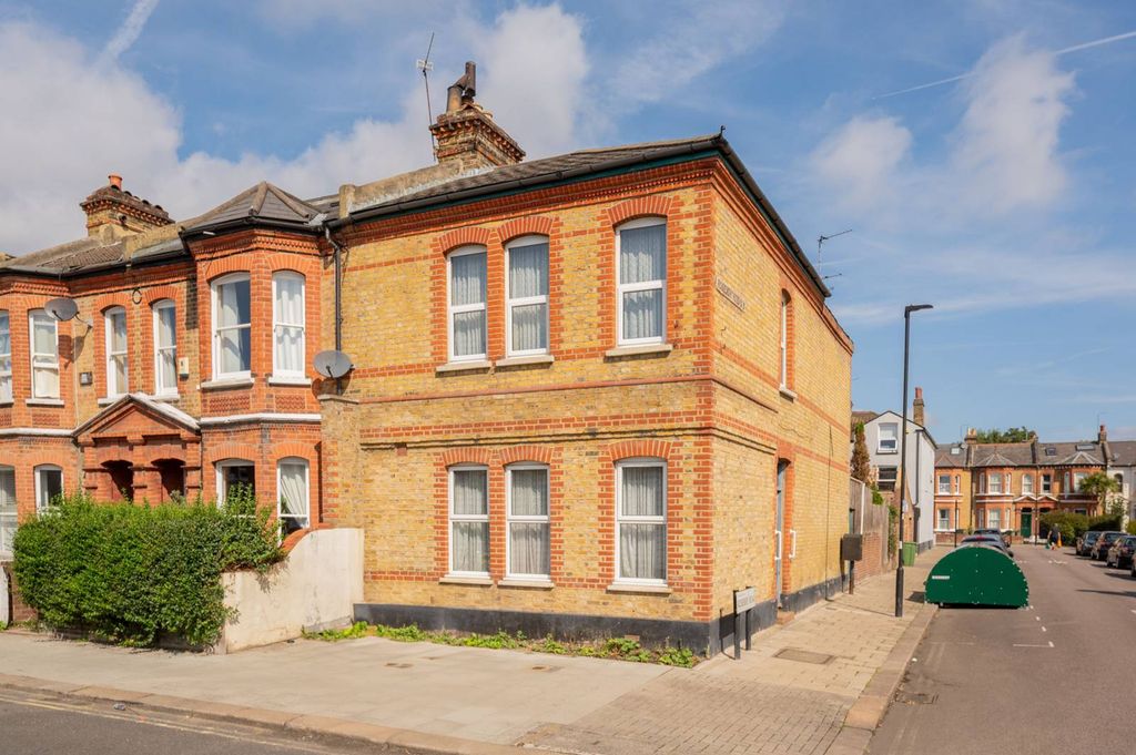 Property photo 1 of 10