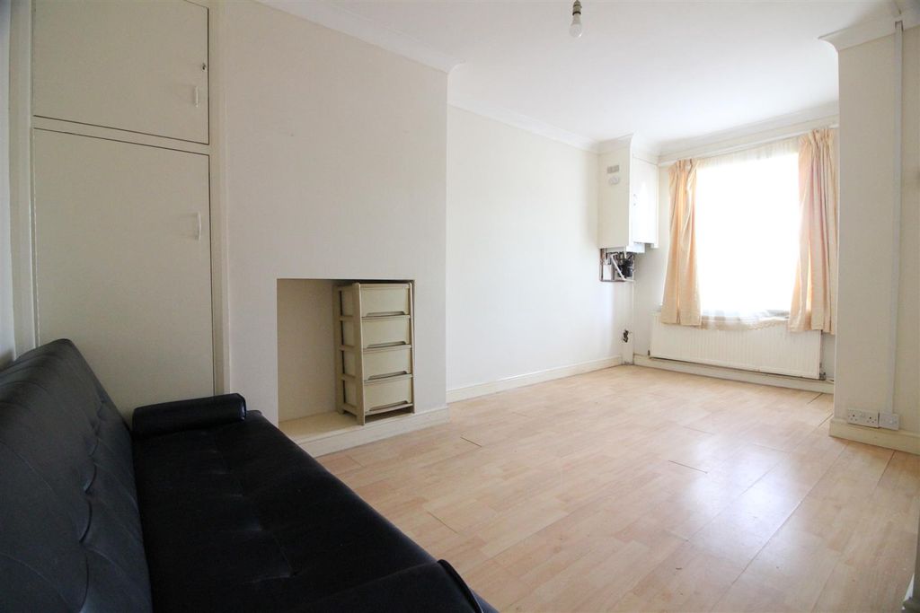 Property photo 1 of 10 4E282A5C-9C07-451D-A3F3-13077Ca73901.Jpeg