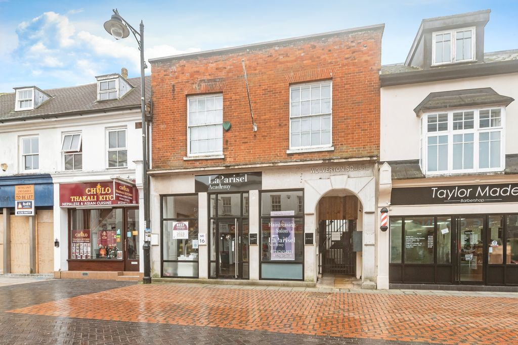 Property photo 2 of 15