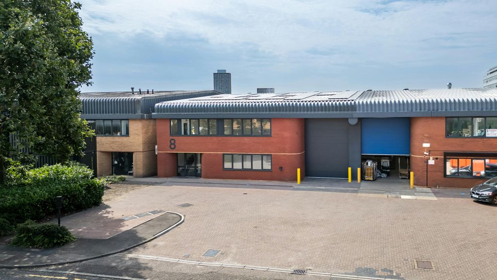 Property photo 1 of 2 Unit8_Ar_09.Jpg