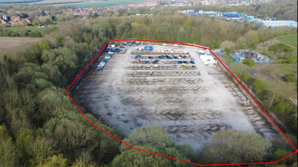 Property photo 2 of 6 Photo 4