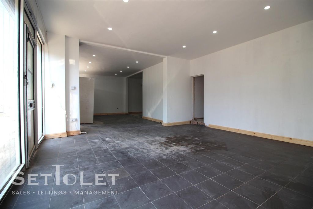 Property photo 3 of 8 Img_0775.Jpg