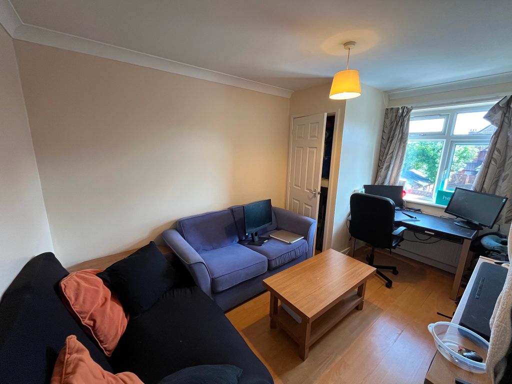 Property photo 2 of 2