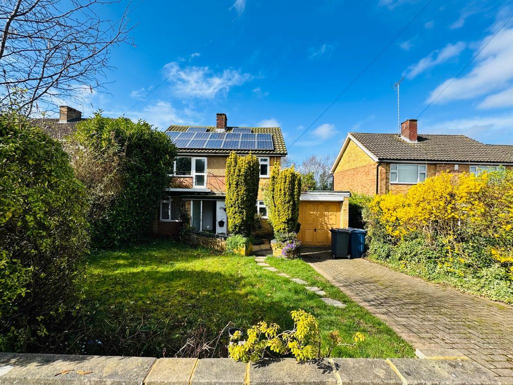 Property photo 1 of 27