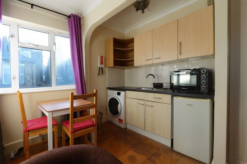 Property photo 3 of 5 Photo 5