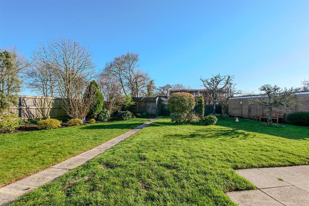 Property photo 2 of 19 Rear Garden