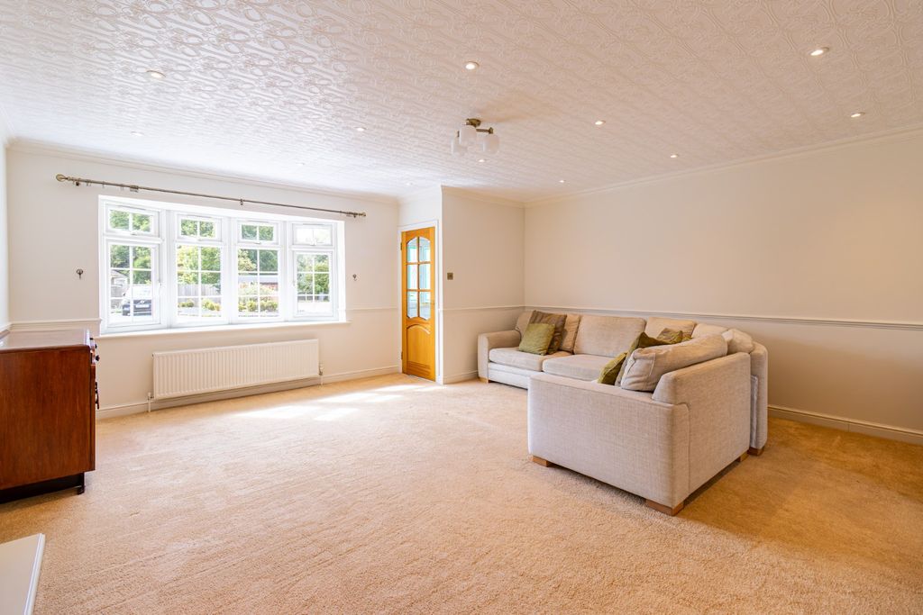 Property photo 2 of 29 4077125