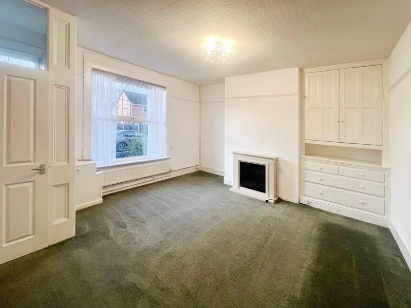 Property photo 2 of 20 Lounge