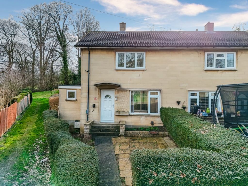 Property photo 1 of 11