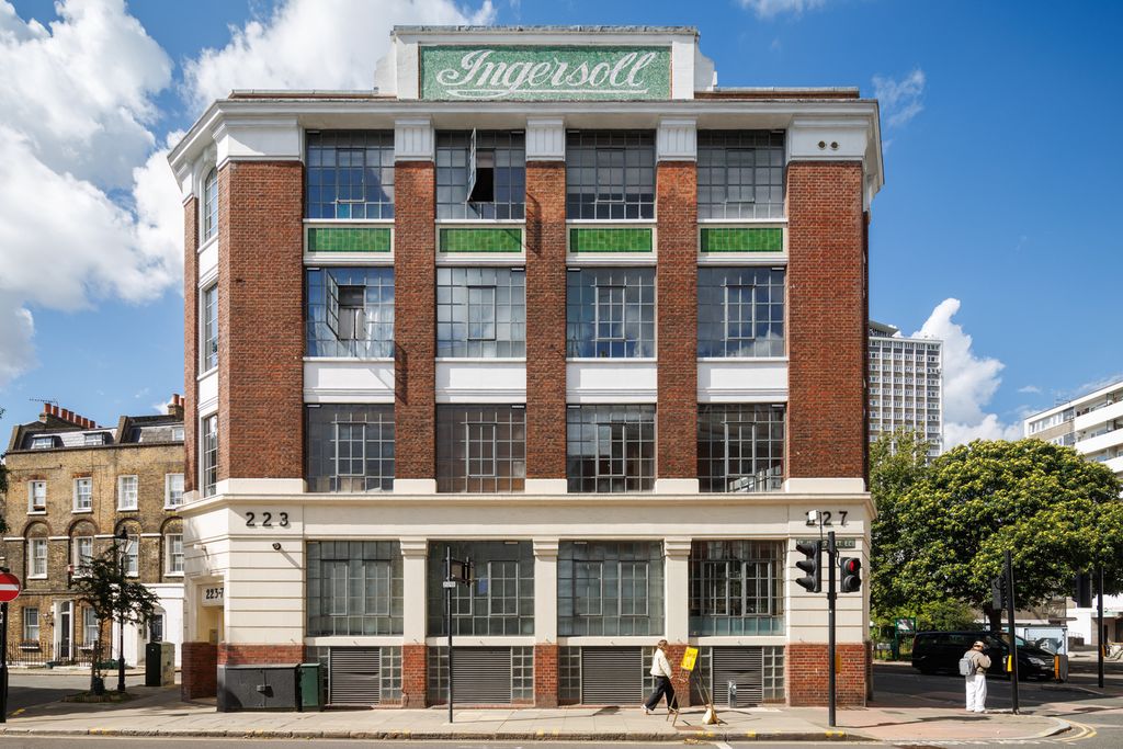 Property photo 2 of 24 309584 - Patternhouseec1V-Jsouteyrat-19207.Jpg