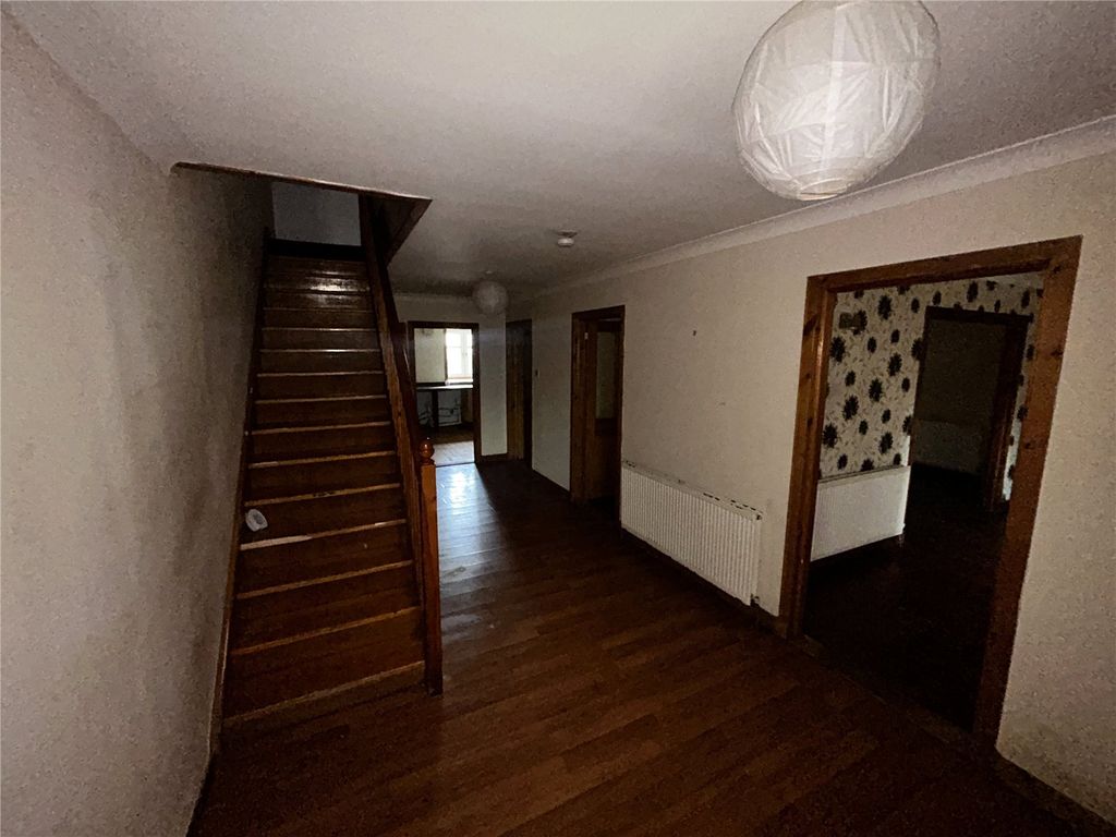 Property photo 2 of 13 Picture No. 02