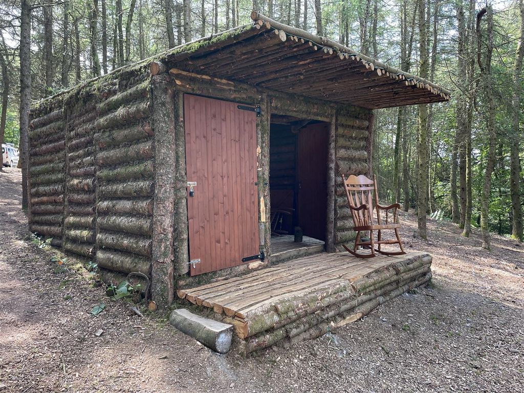 Property photo 2 of 11 2