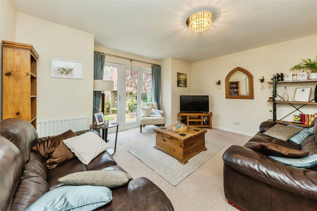 Property photo 3 of 20 Picture No. 04