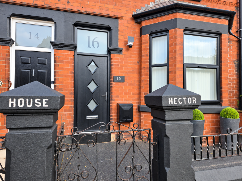 Property photo 2 of 35 2