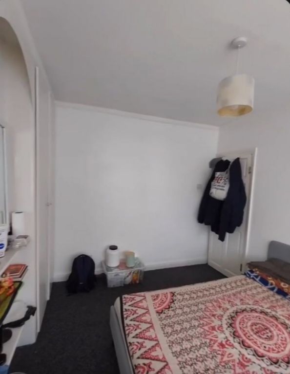 Property photo 2 of 3