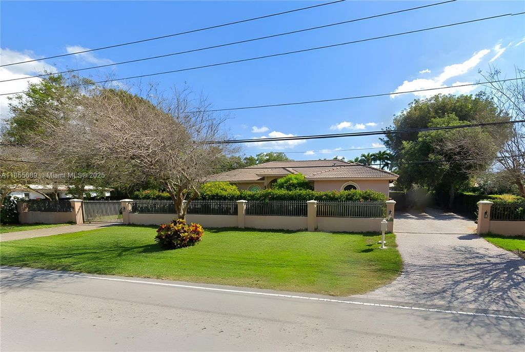 Property photo 1 of 37