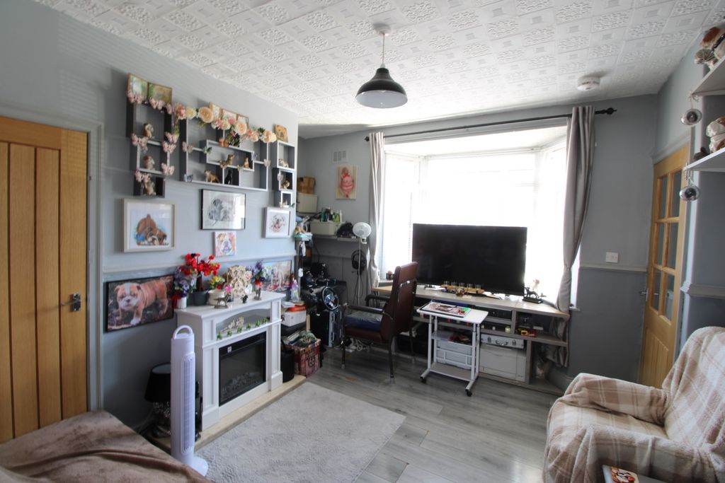 Property photo 2 of 7 Img_6730