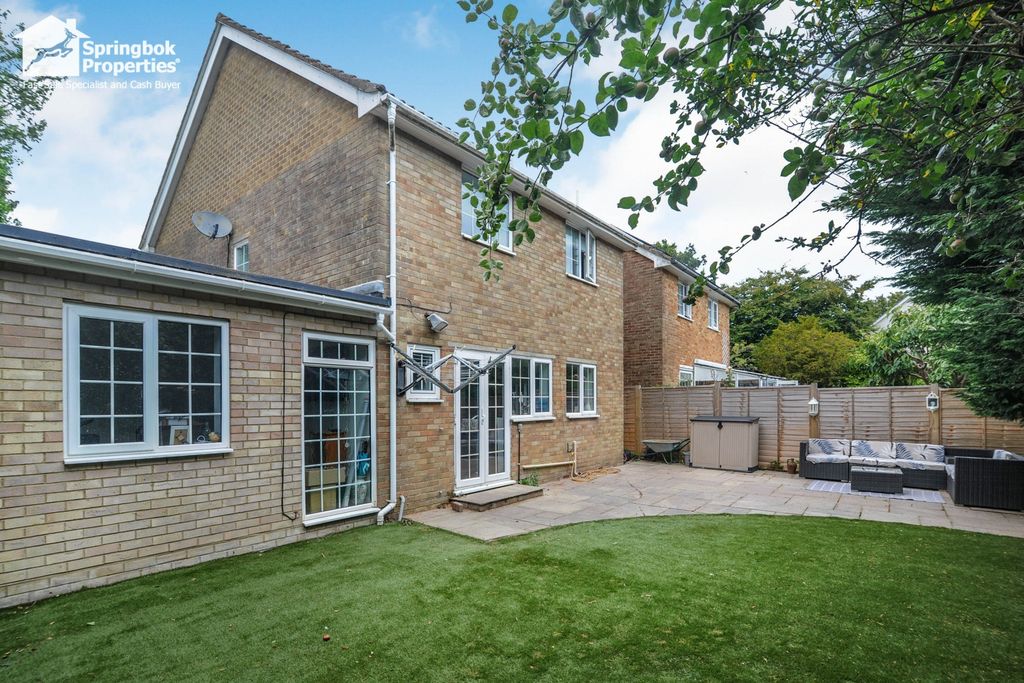 Property photo 3 of 21 2