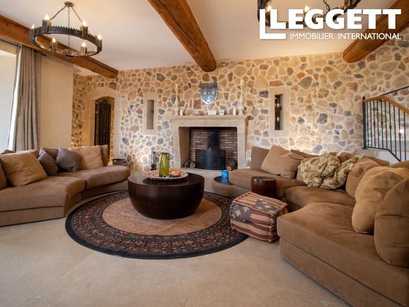 Property photo 3 of 10