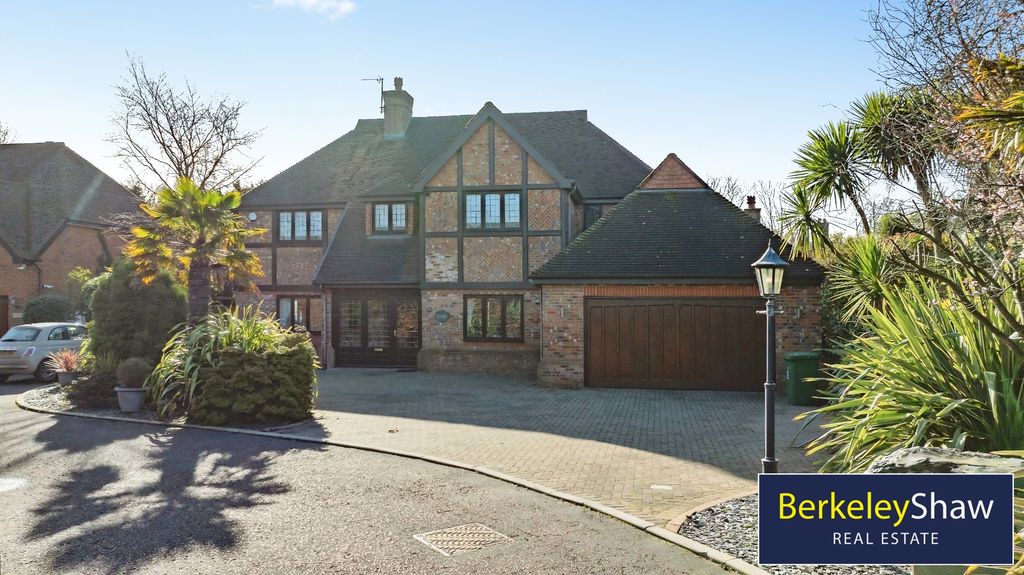 Property photo 1 of 44 Pbox-Img.Jpg