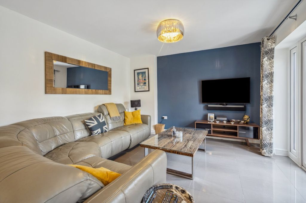 Property photo 2 of 24 Family Room