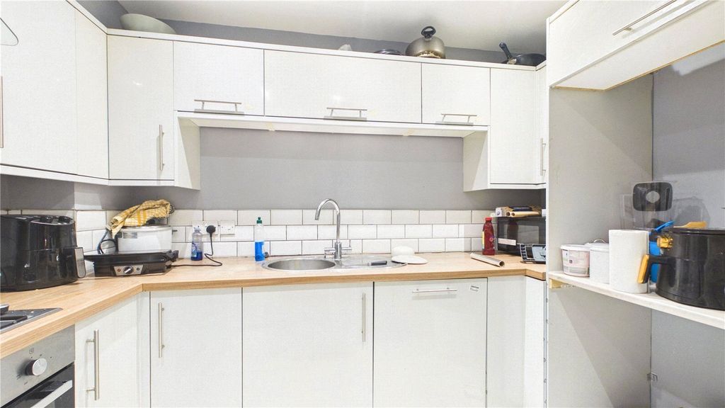 Property photo 3 of 12 Picture No. 12