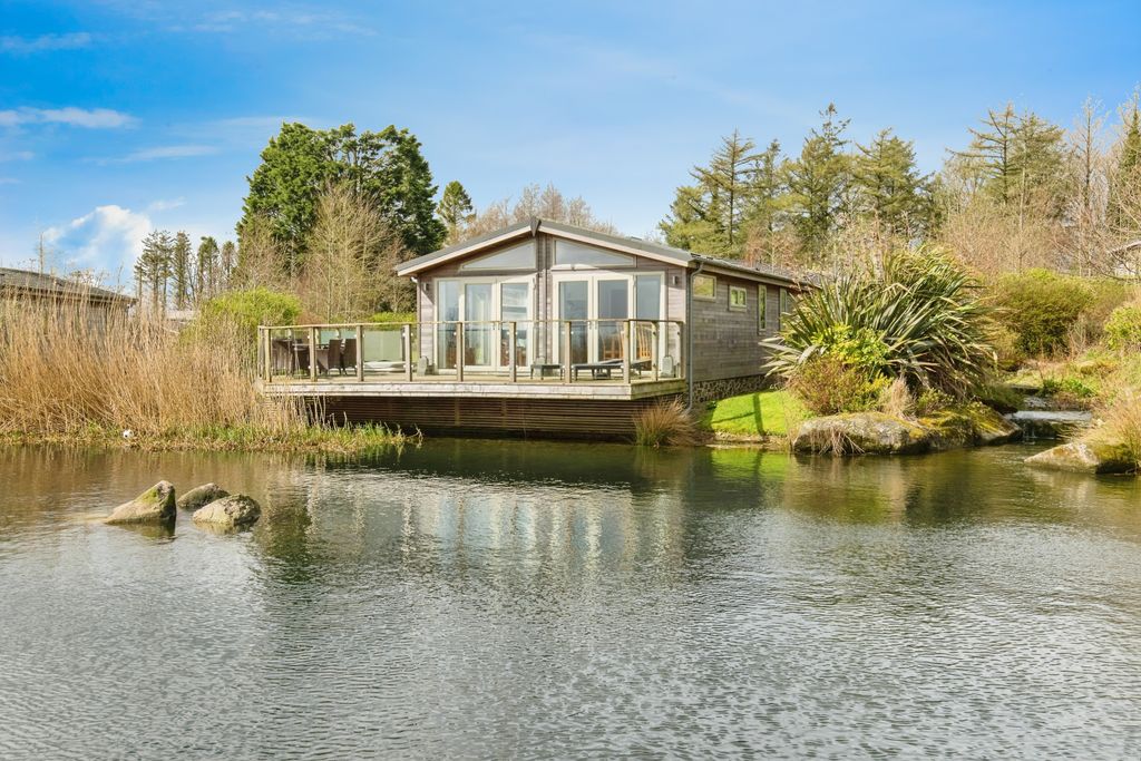 Property photo 1 of 15 Photography