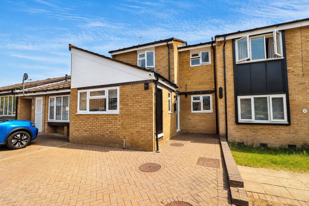 Property photo 1 of 19 Ef9ee73d-6665-4Ab9-8111-750B4234Bf0F.Png