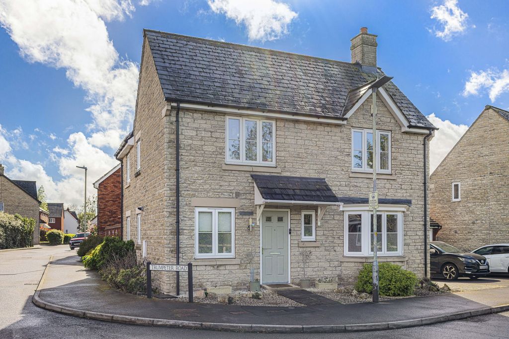 Property photo 1 of 26