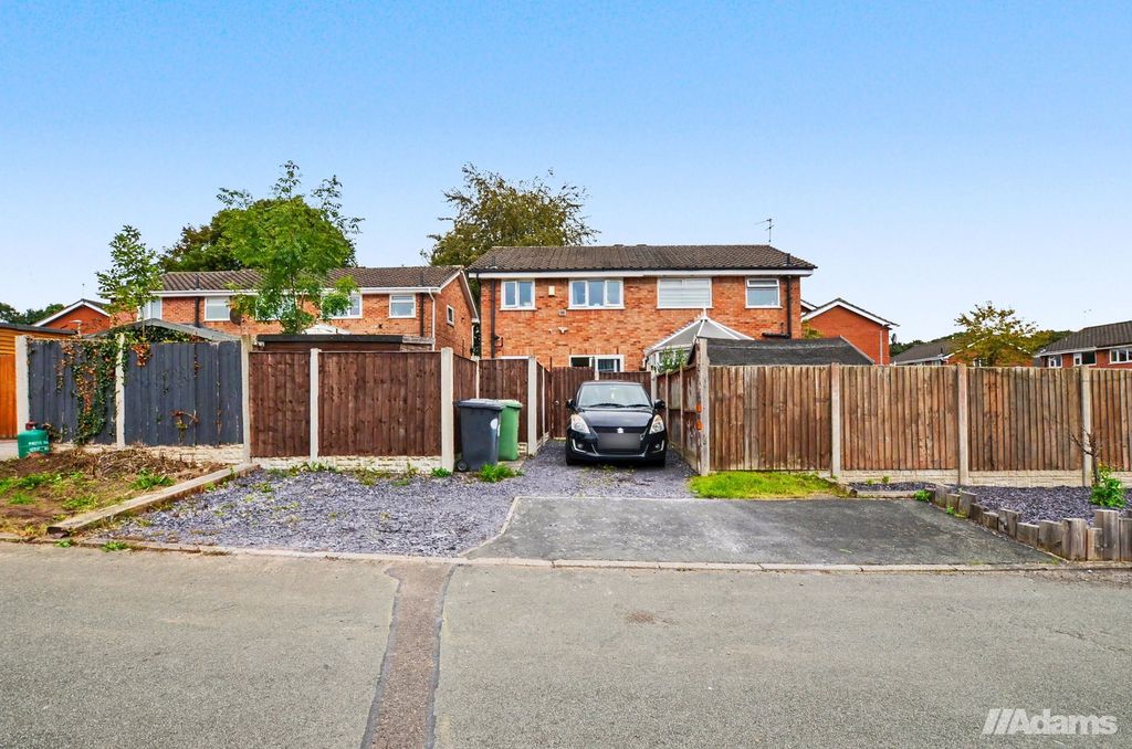 Property photo 2 of 19