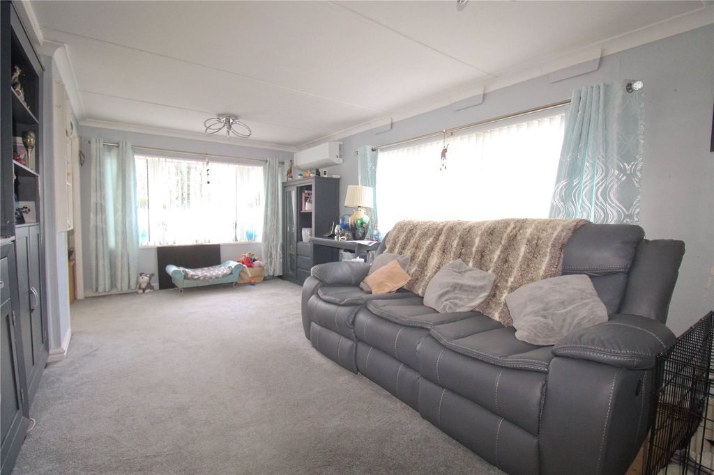 Property photo 3 of 14 Picture No. 06