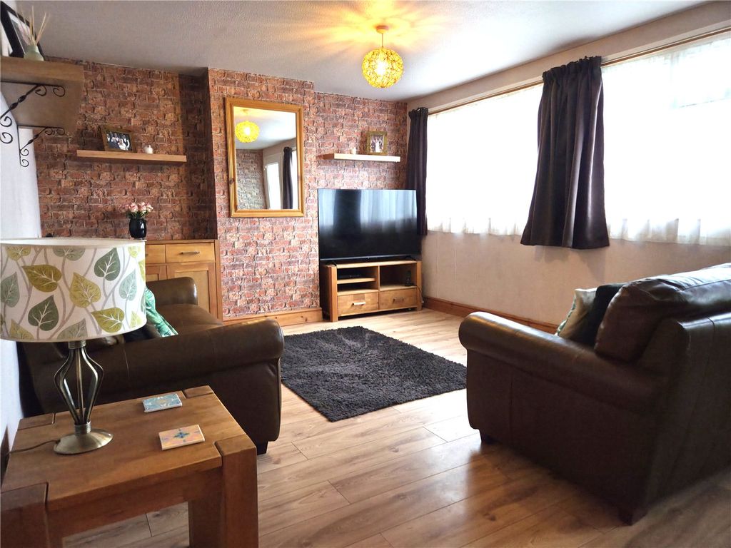 Property photo 3 of 13 Picture No. 26