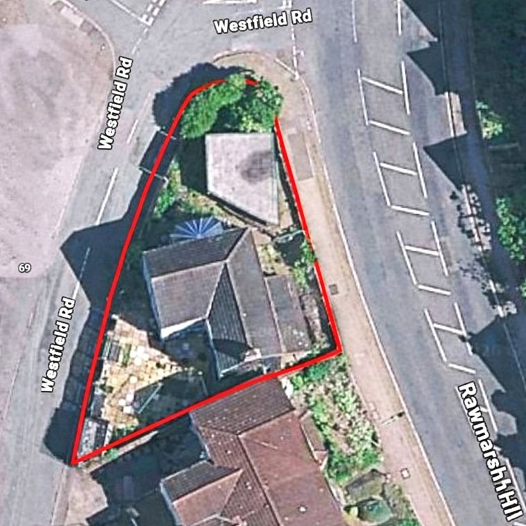 Property photo 2 of 24