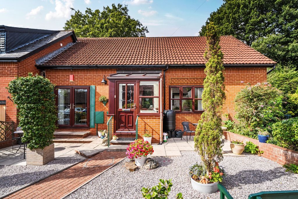 Property photo 1 of 16 2-6Aba61A24Fd49-1...