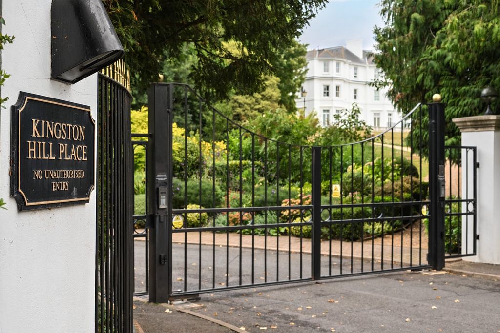 Property photo 3 of 29 Picture No. 25