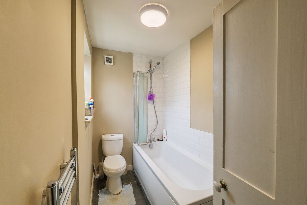 Property photo 3 of 11 5248764