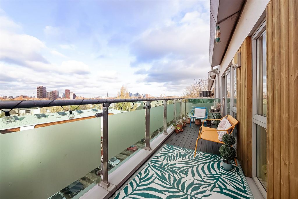 Property photo 2 of 13 Img_3706-1.Jpg