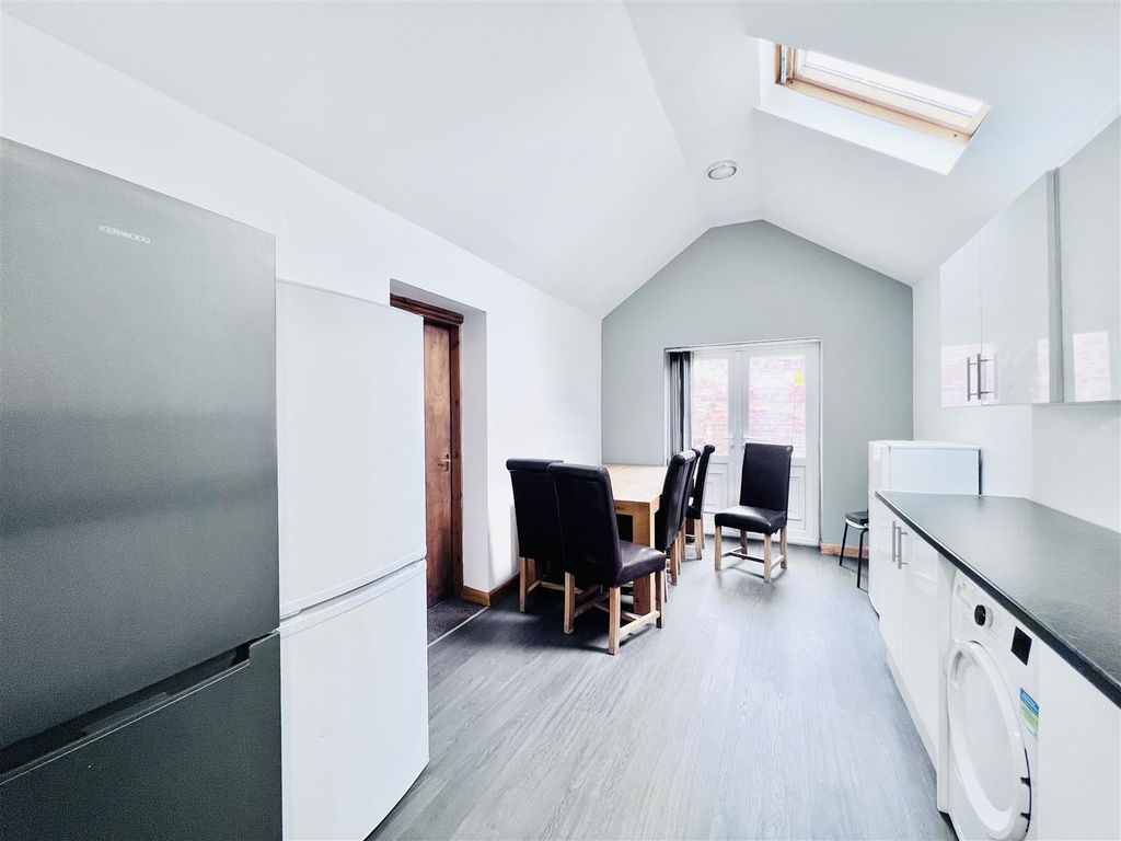 Property photo 2 of 19 Image00008.Jpeg