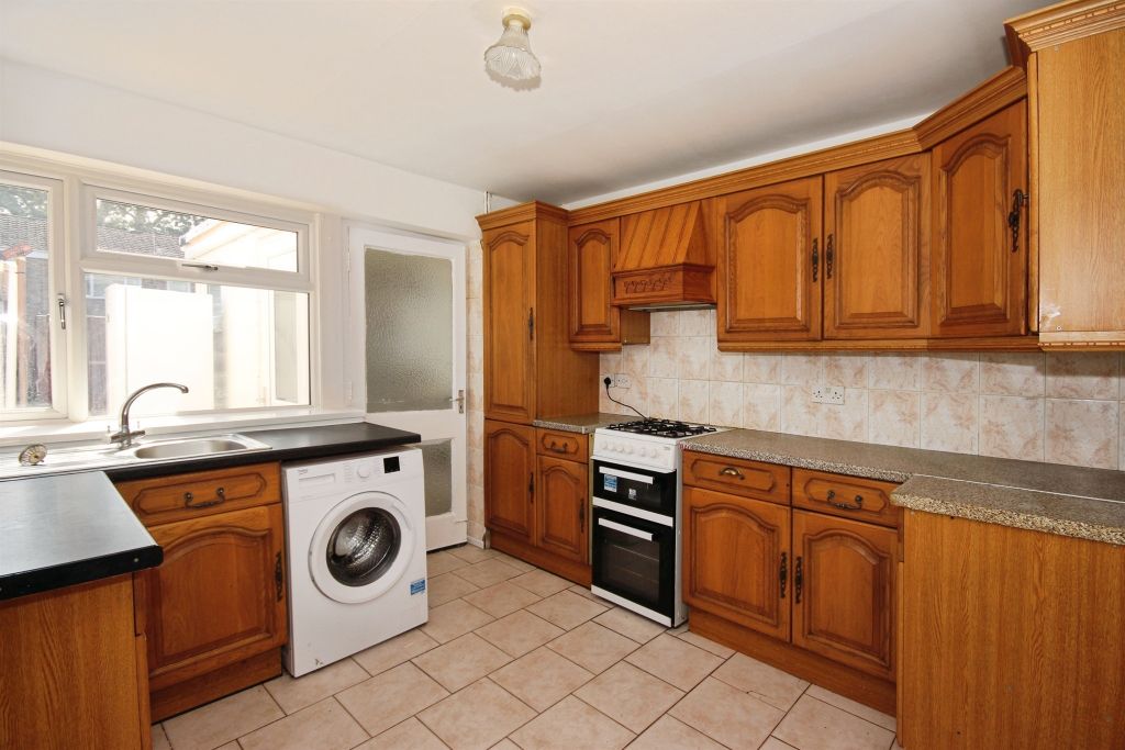 Property photo 3 of 13